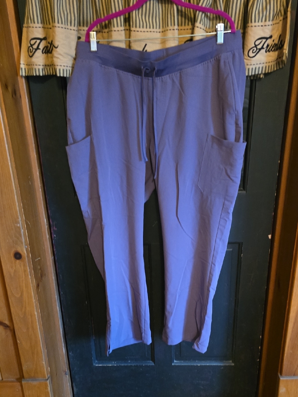 Women's Lavender Drawstring Scrub Pants with Side Pockets